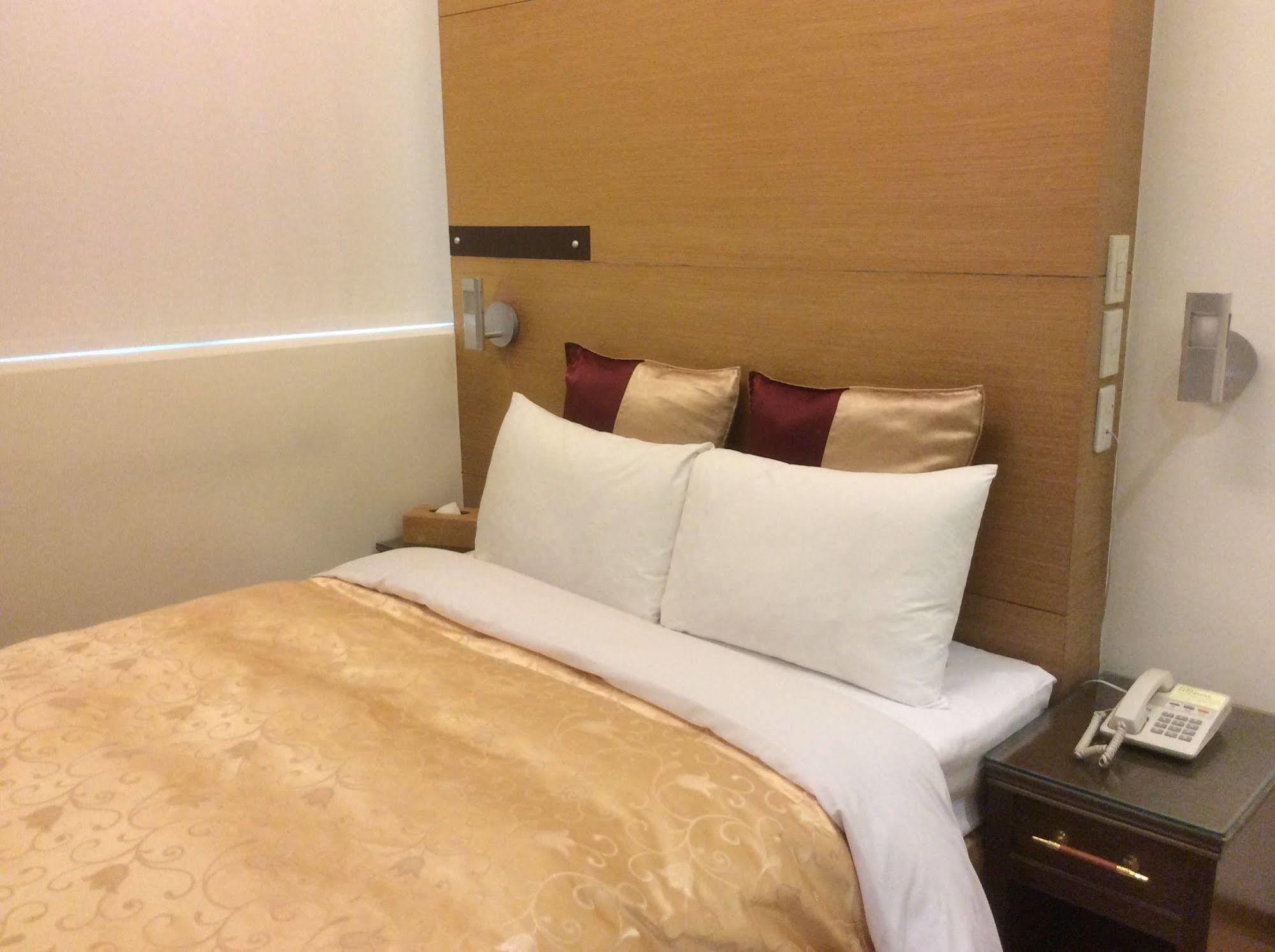 紫園旅社purple Garden Hotel Taipei Bagian luar foto